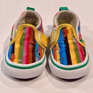 Vans x Sesame Street Slip-On V Sneakers Boys 5.5 Girls Rainbow Stripes Velcro